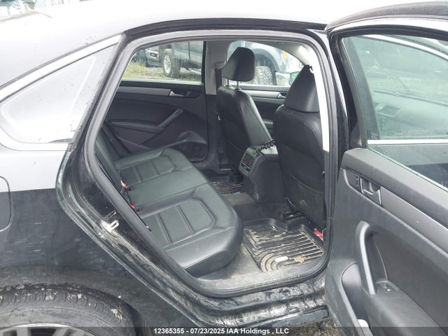 Volkswagen Passat 2015 1VWBV7A35FC087099 Image 8