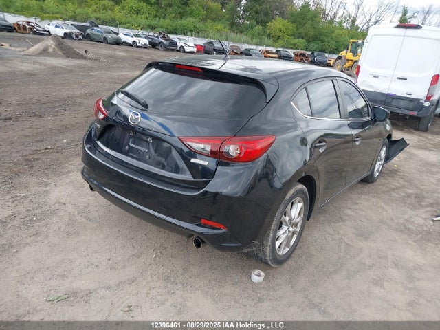 JM1BN1L74J1189823 Mazda pe
