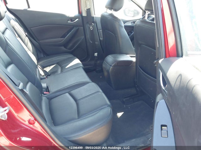 JM1BN1T74H1152930 Mazda pe