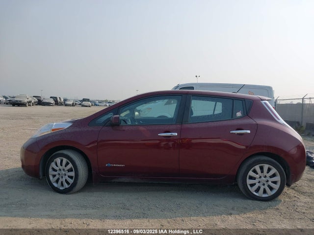 1N4BZ0CP0HC308082 Nissan 2017