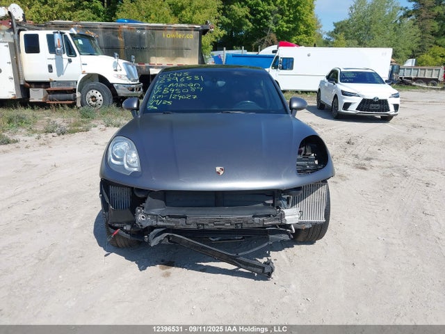 Porsche Macan 2016 WP1AB2A54GLB45084 Image 13