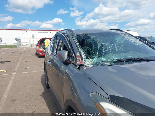 5XYZUDLB1FG286928 Hyundai SANTA FE SPORT