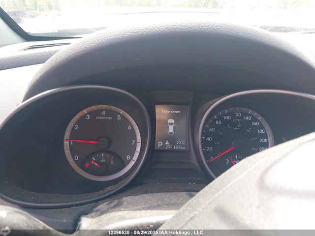 5XYZUDLB1FG286928 Hyundai SANTA FE SPORT