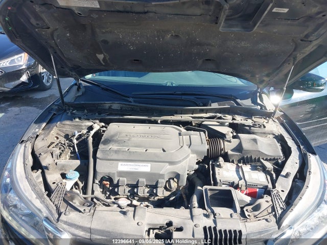 Honda j35y1 2014 1HGCR3F9XEA800382 Image 10