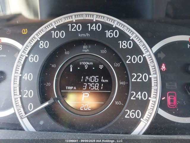 Honda j35y1 2014 1HGCR3F9XEA800382 Image 16
