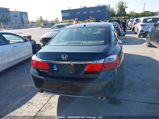 Honda j35y1 2014 1HGCR3F9XEA800382 Image 17