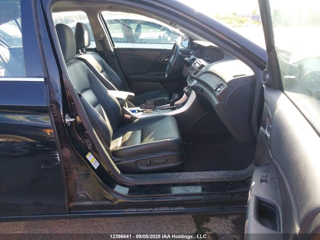 Honda j35y1 2014 1HGCR3F9XEA800382 Image 5