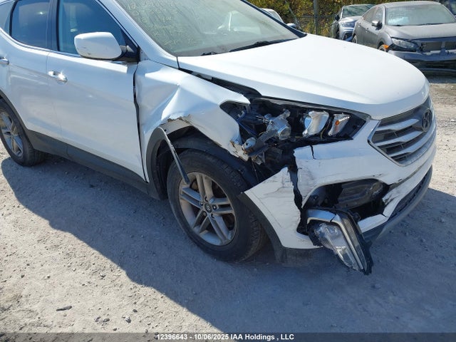 5NMZT3LB5JH093693 Hyundai SANTA FE SPORT