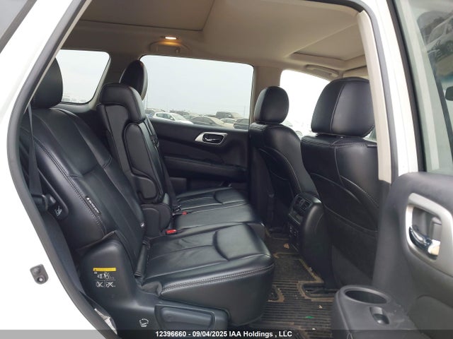 5N1DR2MM2JC640691 Nissan Pathfinder