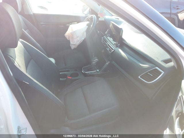 KNDETCA24N7284519 KIA Seltos