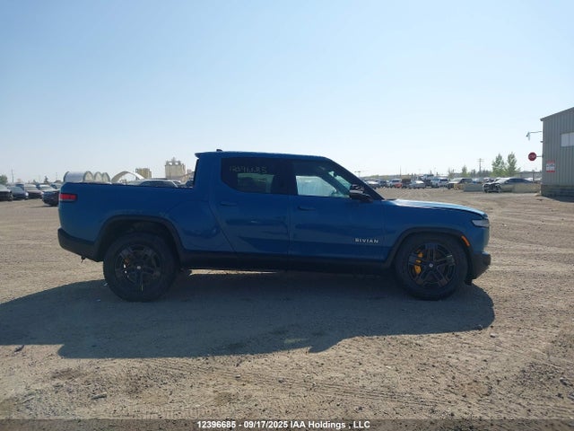 Rivian r1t 2023 7FCTGAAA6PN018886 Image 14