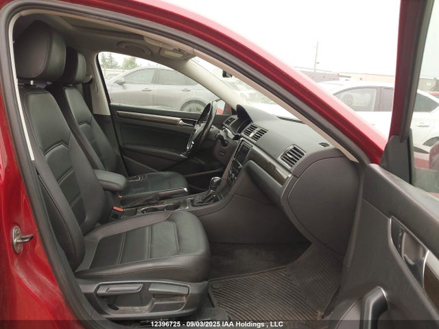 1VWBT7A37HC003115 Volkswagen 1.8 tsi
