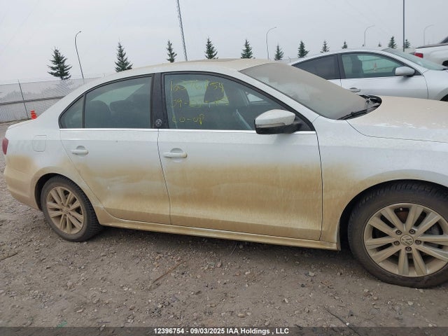 Volkswagen 1.4 tsi 2017 3VWDB7AJ9HM300041 Image 12