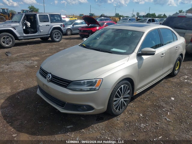 3VWLL7AJ2EM259112 Volkswagen Jetta
