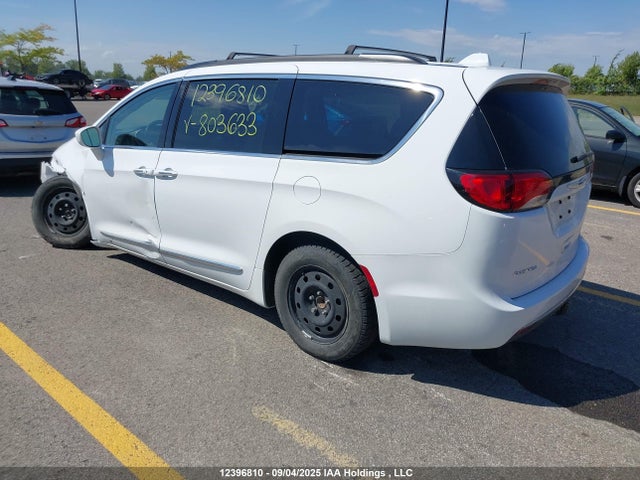 Chrysler 2017 2017 2C4RC1BG9HR803633 Image 3