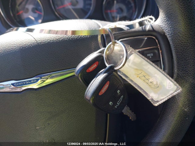 1C3CCBAB5EN232124 Chrysler 200