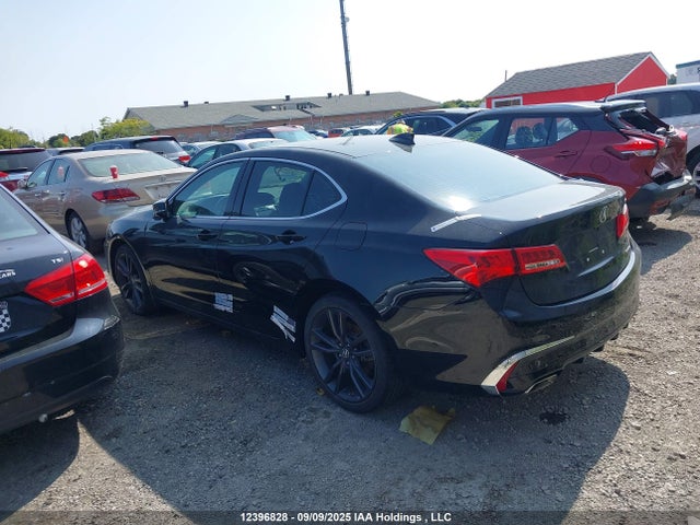 Acura j35y6 2018 19UUB3F58JA801059 Image 14