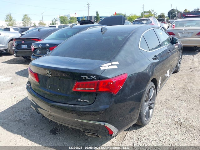 Acura j35y6 2018 19UUB3F58JA801059 Image 16