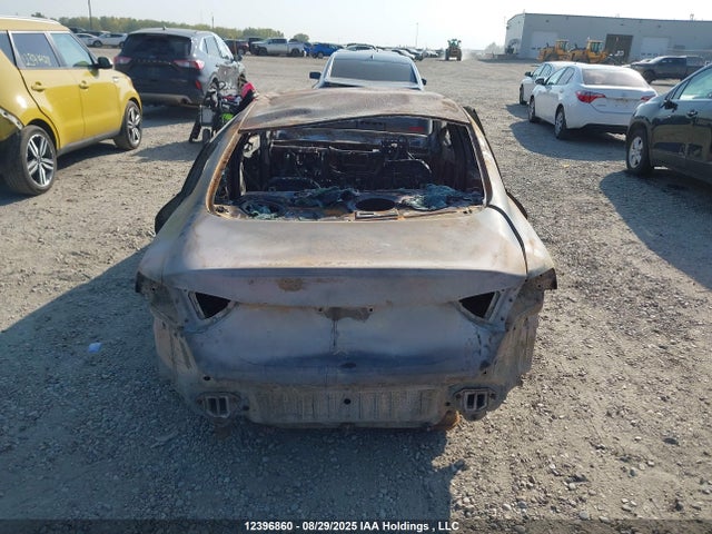 1C3CCCFB5GN182763 Chrysler 200