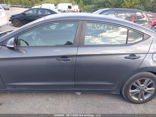 KMHD84LF7HU184211 Hyundai Elantra