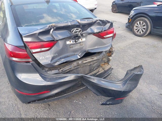 KMHD84LF7HU184211 Hyundai Elantra
