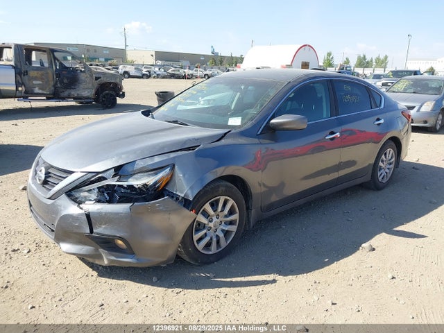 1N4AL3APXJC105577 Nissan 2018