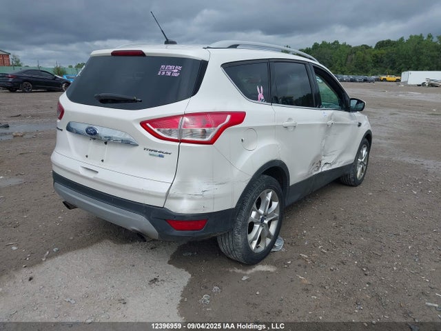 1FMCU9J9XFUC52192 Ford 2015