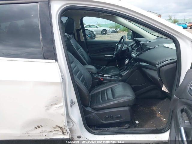 1FMCU9J9XFUC52192 Ford 2015