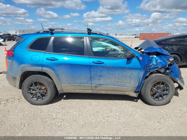 1C4PJMBS2HW585061 Jeep Cherokee