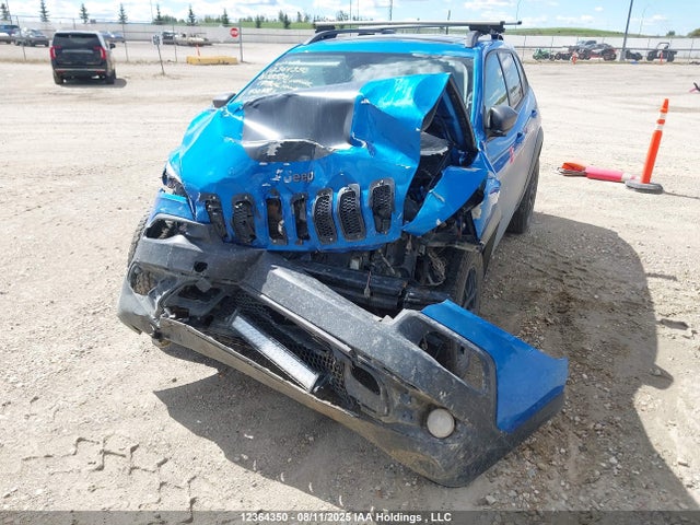 1C4PJMBS2HW585061 Jeep Cherokee