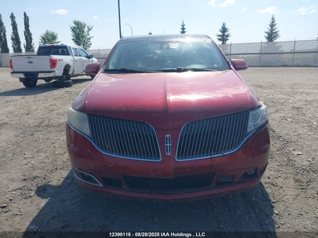 2LMHJ5AT0EBL53317 Lincoln MKT