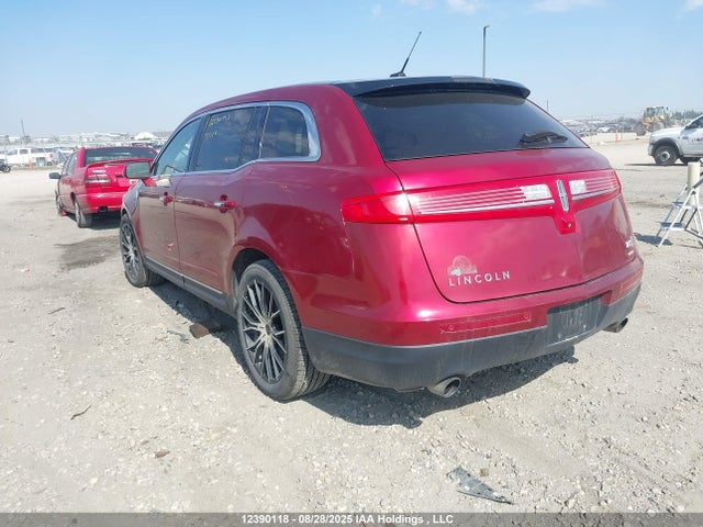 2LMHJ5AT0EBL53317 Lincoln MKT