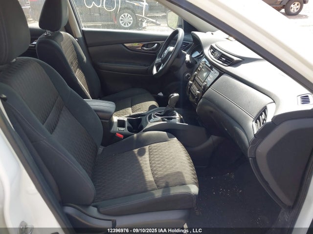 5N1AT2MV0HC736584 Nissan Rogue