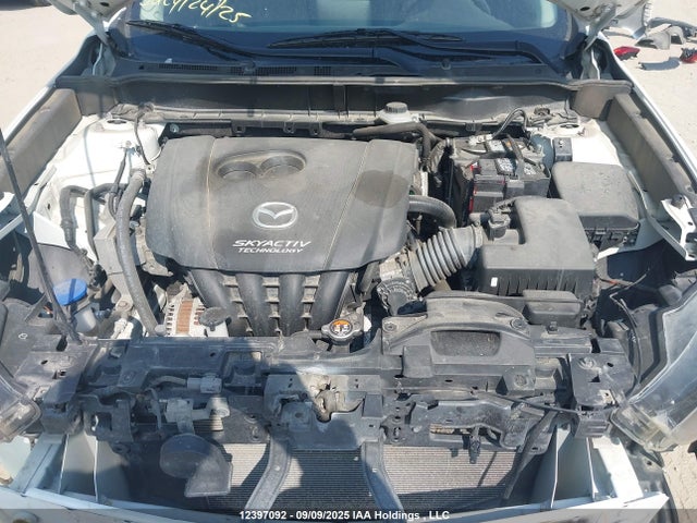 JM1DKFC71J0327158 Mazda pe