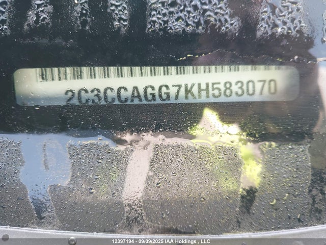 2C3CCAGG7KH583070 Chrysler 300