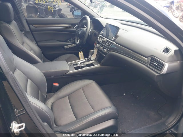 Продажа на аукционе авто 2019 Honda Accord Sport, vin: 1HGCV1F30KA804268, номер лота: 12397208