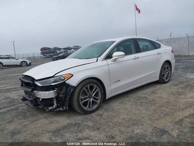 Ford 2019 2019 3FA6P0RUXKR243920 Image 2