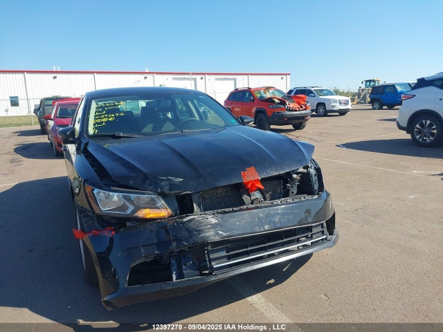 1VWAS7A39GC032077 Volkswagen 1.8t