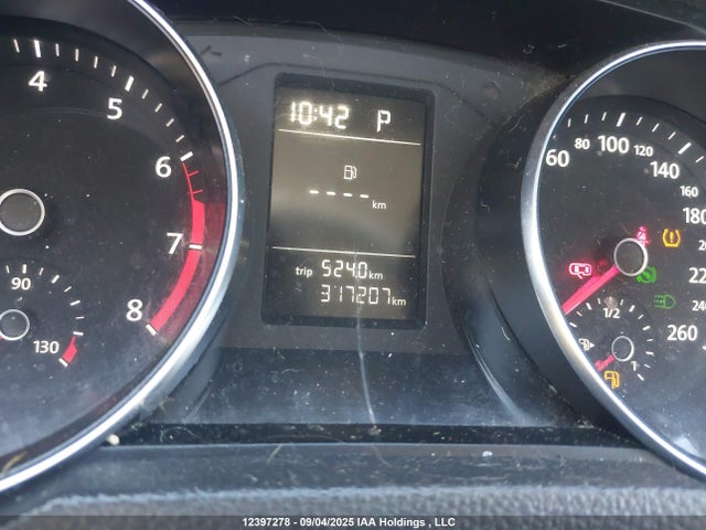 1VWAS7A39GC032077 Volkswagen 1.8t