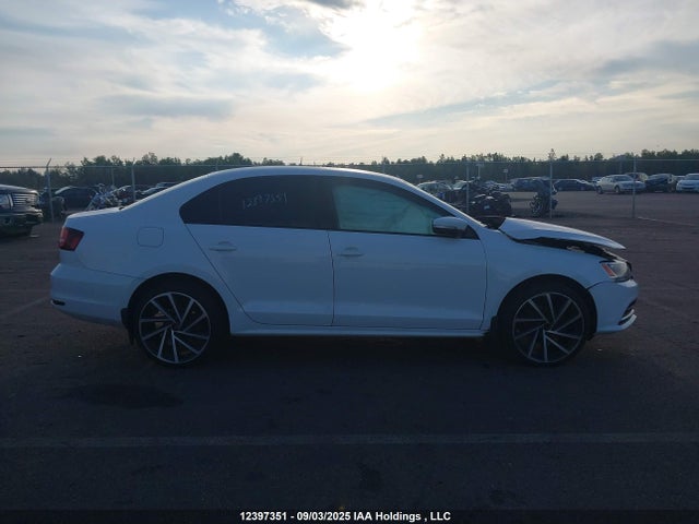 3VW167AJ1GM274718 Volkswagen JETTA S