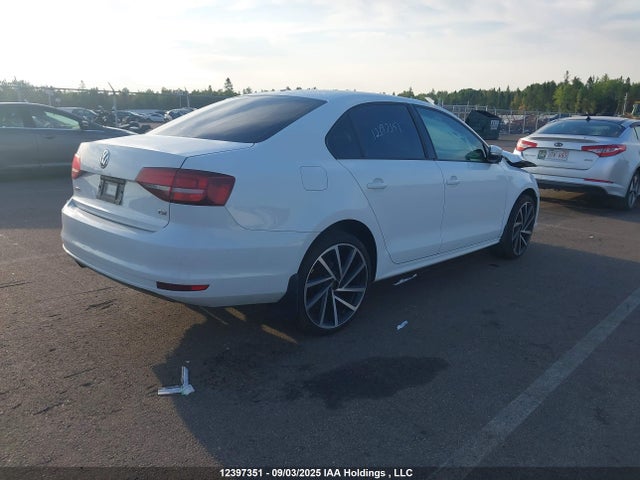 3VW167AJ1GM274718 Volkswagen JETTA S
