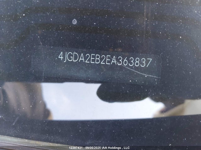 4JGDA2EB2EA363837 Mercedes-Benz Ml-Class