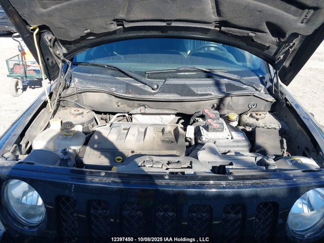 1C4NJRAB1FD271853 Jeep 2015