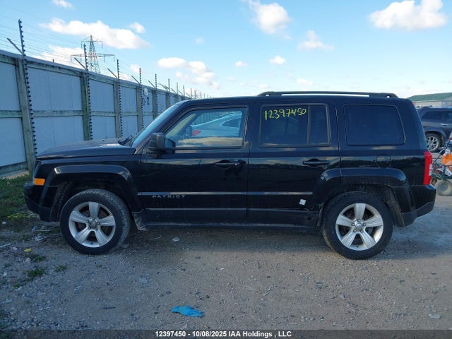 1C4NJRAB1FD271853 Jeep 2015