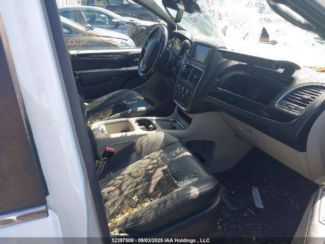 2C4RDGBG6JR307940 Dodge Grand Caravan