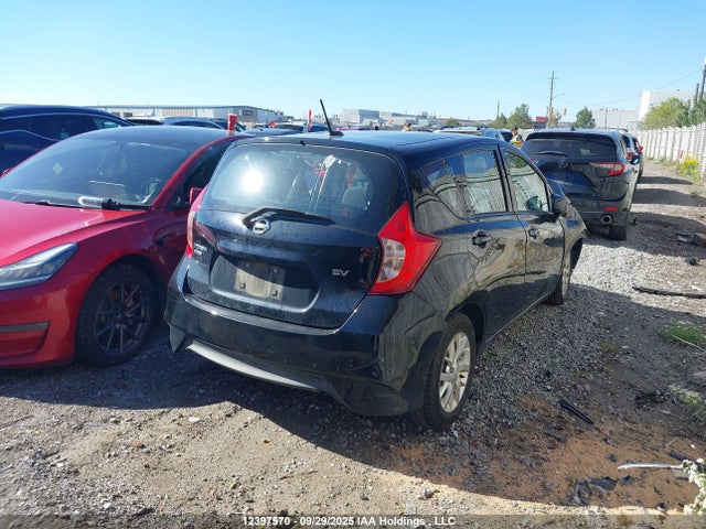 Nissan VERSA NOTE 2018 3N1CE2CP8JL364810 Image 4