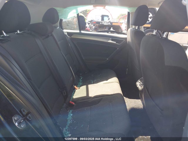 3VW217AU3FM034436 Volkswagen Golf