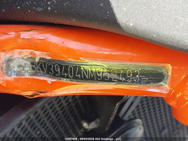 VBKV39404NM952493 KTM Super Duke R