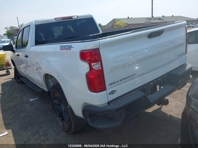 Chevrolet lz0 2025 3GCUKCE85SG322403 Image 3