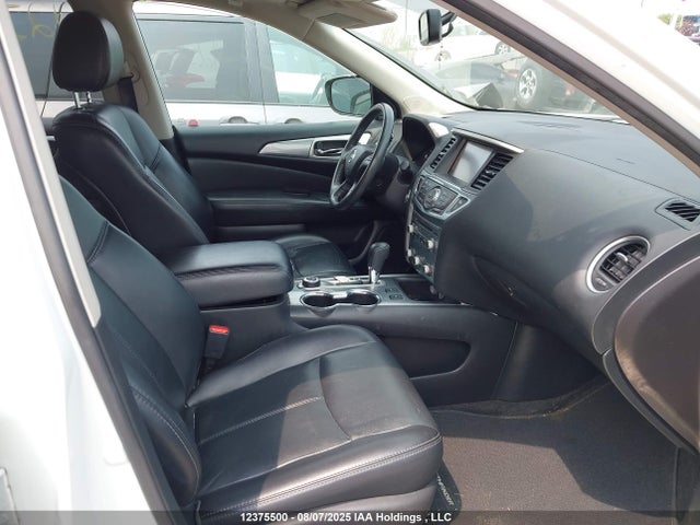 Nissan Pathfinder 2017 5N1DR2MM8HC600481 Image 5